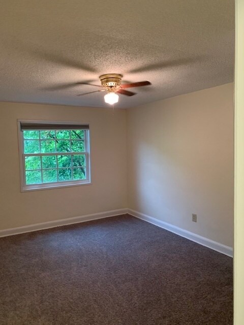 Foto del edificio - 1732 W Abingdon Dr