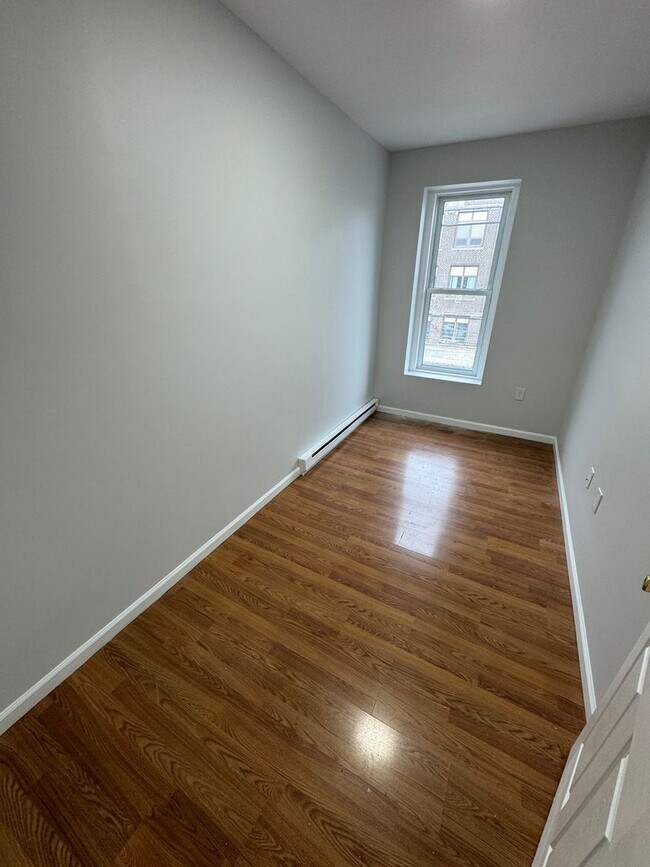Foto del edificio - 130 N 2nd Street