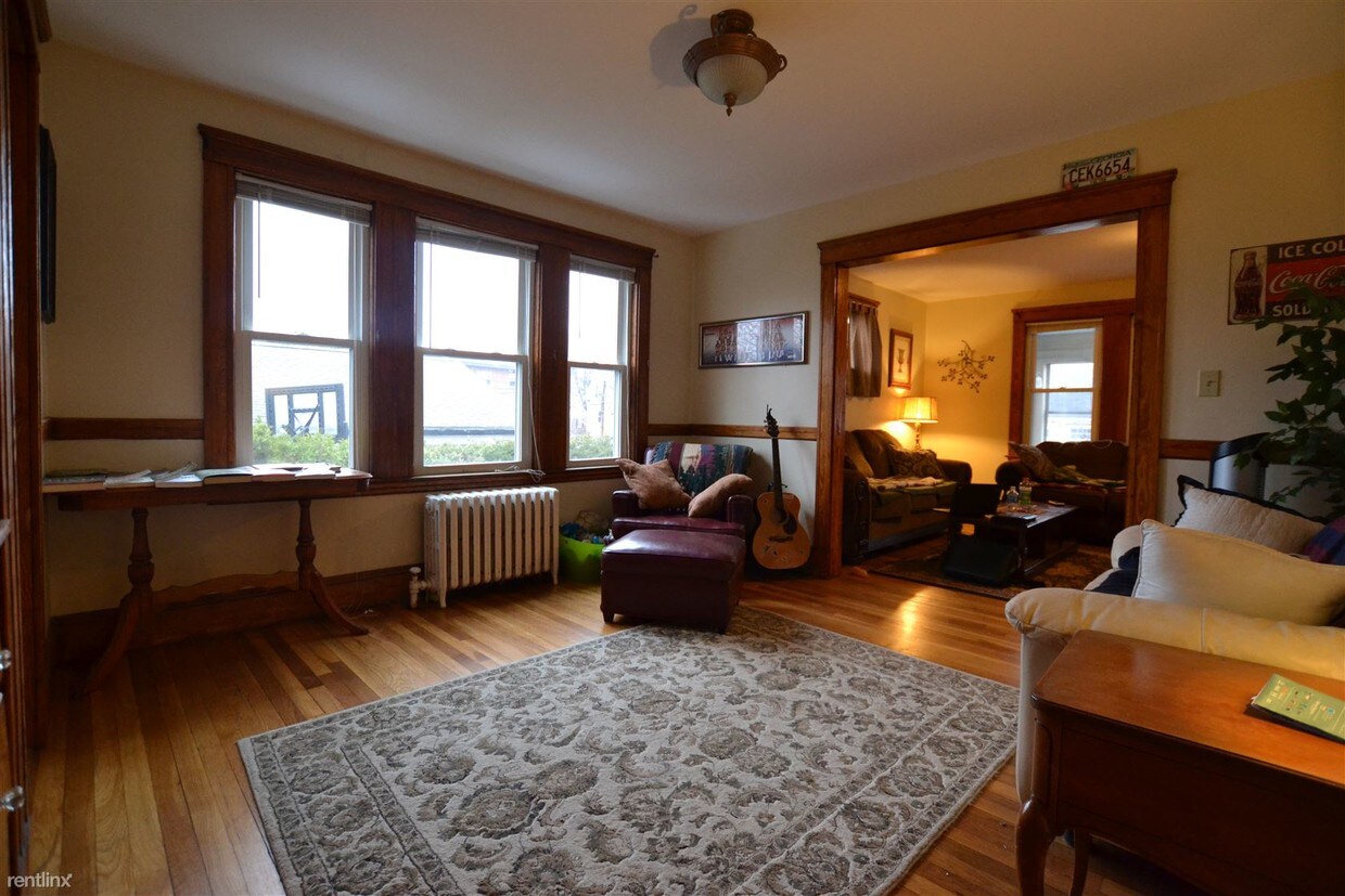 5 Cresthill Rd Unit Db, Brighton, MA 02135 Condo for Rent in Brighton