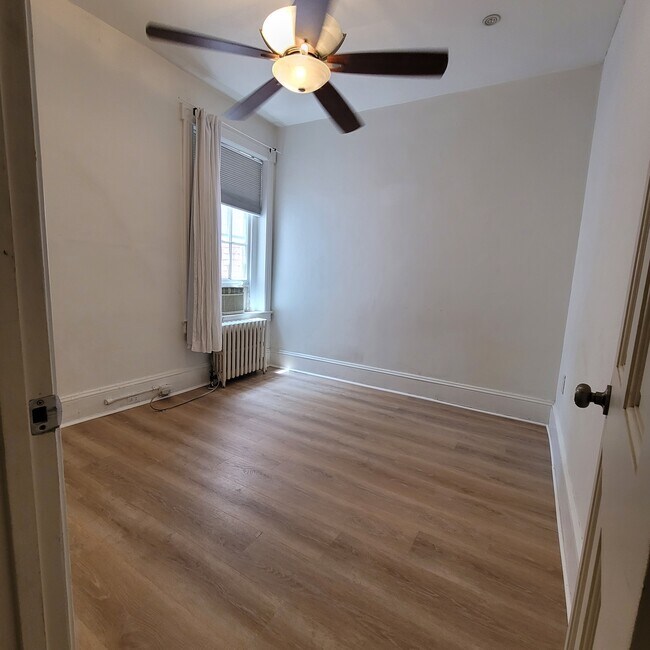 Foto del edificio - 3142 O St NW