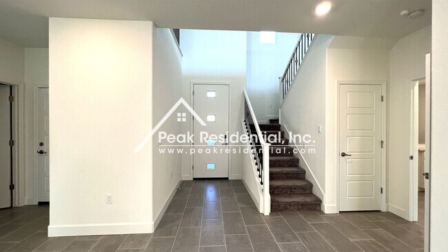 Foto del edificio - 5 br, 4.5 bath House - 5661 Alloway  St
