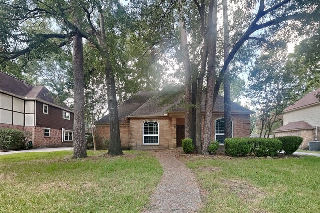 Building Photo - 16915 Misty Creek Dr