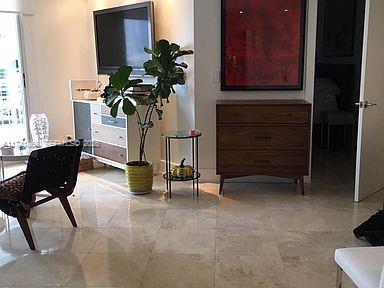 Foto del edificio - 888 Brickell Key Dr