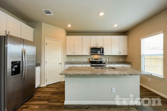 Building Photo - 5807 Nyla Wy