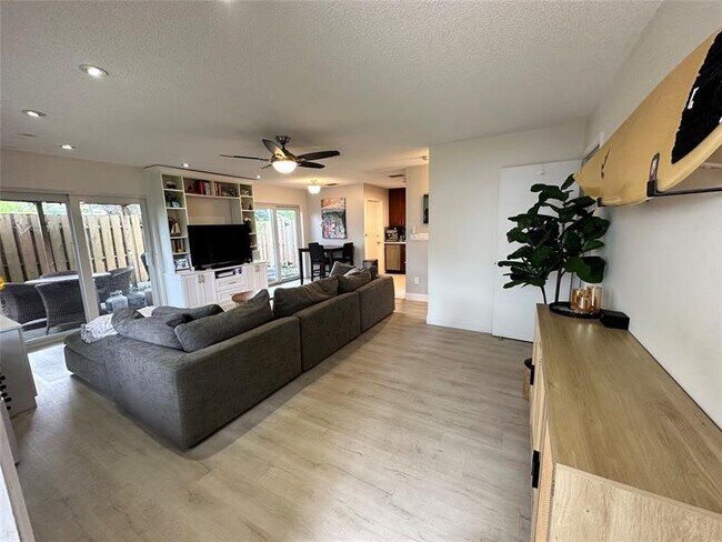 Foto del edificio - 615 SW 16th Ct