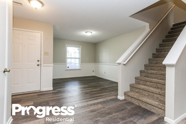 Building Photo - 12410 Teacup Way