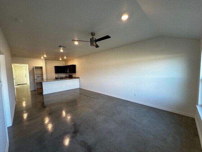 Foto del edificio - 1273 Lehmann Dr