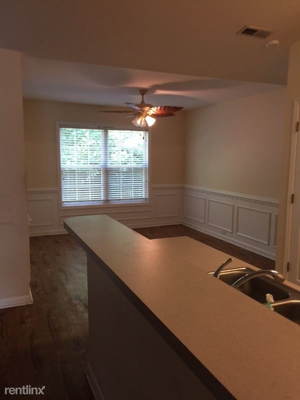 Foto del edificio - 3 br, 2 bath House - 1436 Wellesley Circle