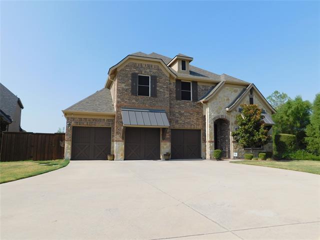 Building Photo - 1704 Serra Dr