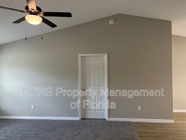 Foto del edificio - 65 Guava Pass Dr