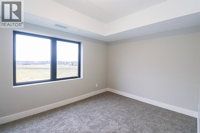 Building Photo - 2600 Sandwich W Pkwy