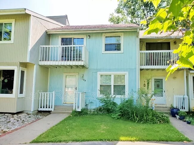 Building Photo - 188 Oak Hill Cluster