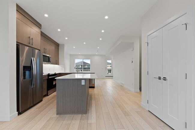 Building Photo - 1868-1868 Cornerstone Blvd NE