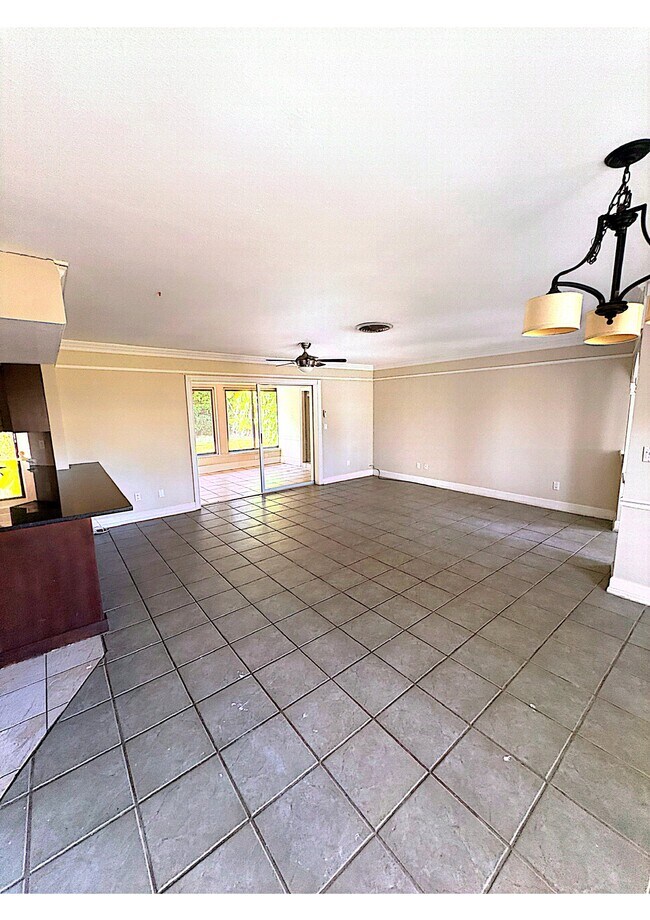 Foto del edificio - 1505 SE 36th St