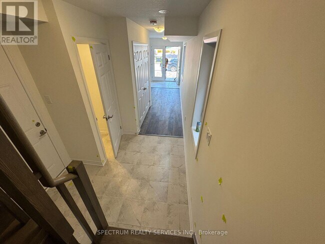 Building Photo - 15 POGIE Dr