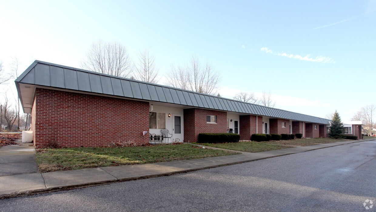 Friends Apartment Homes Apartments in Plainfield, IN
