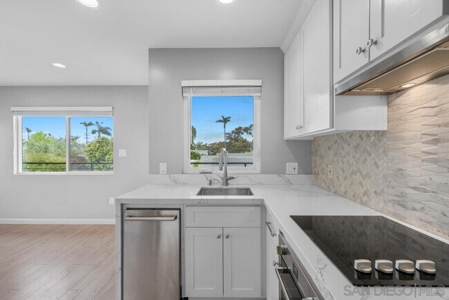 Foto del edificio - 1752 W Lewis St