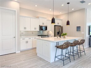 Building Photo - 14723 Kingfisher Lp