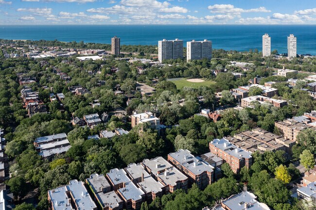 Foto aérea - 1200 E Madison Park