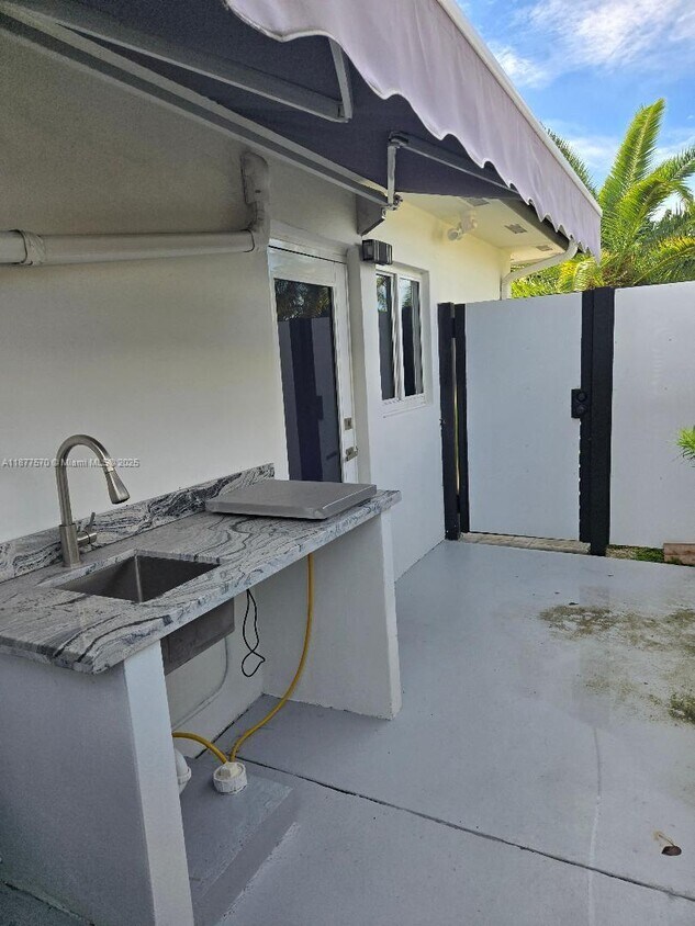 Foto del edificio - 14035 SW 42nd Terrace