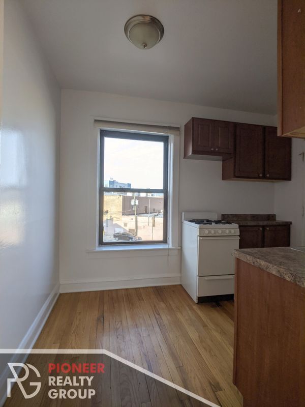 Foto del edificio - 2651 N Spaulding Ave