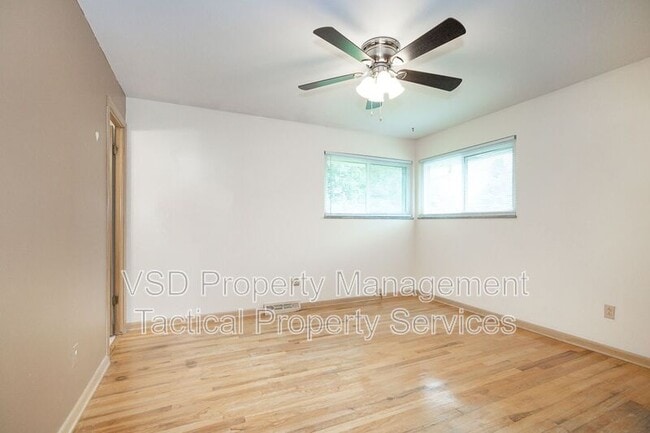 Building Photo - 6188 Cabrini Ln