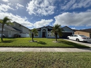 Building Photo - 4706 Doral Pointe Dr