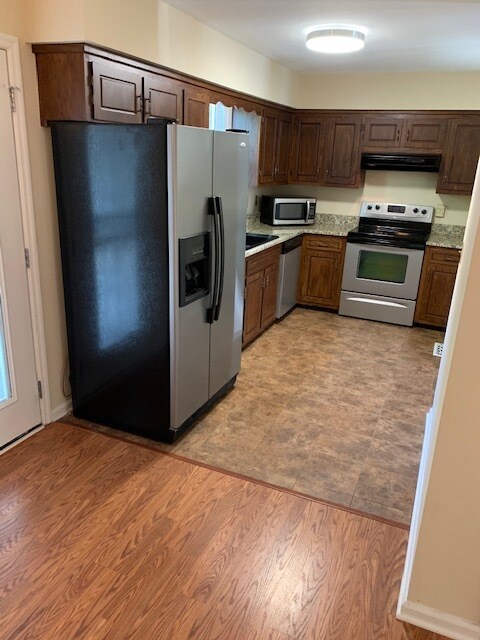 Building Photo - 4803 Magnolia Pl