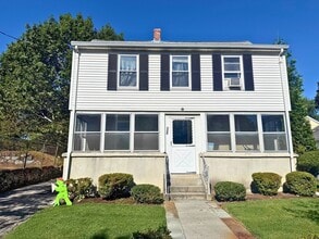 Building Photo - 333 Cherry St