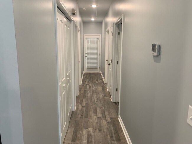 Building Photo - 501 Le Conte St