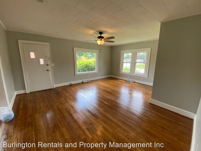 Building Photo - 3 br, 1 bath House - 604 Rosenwald St