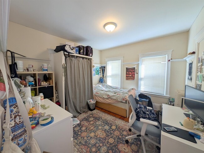 Foto del edificio - 300 Boston Ave