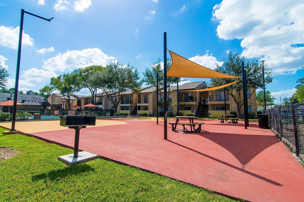 Foto principal - 8455 Will Clayton Pkwy