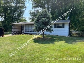 Building Photo - 7025 Richwood Ln
