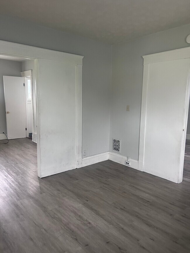 Foto del edificio - 13414 Ferris Ave