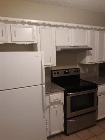 Foto del edificio - 5410 Kings Mnr Dr