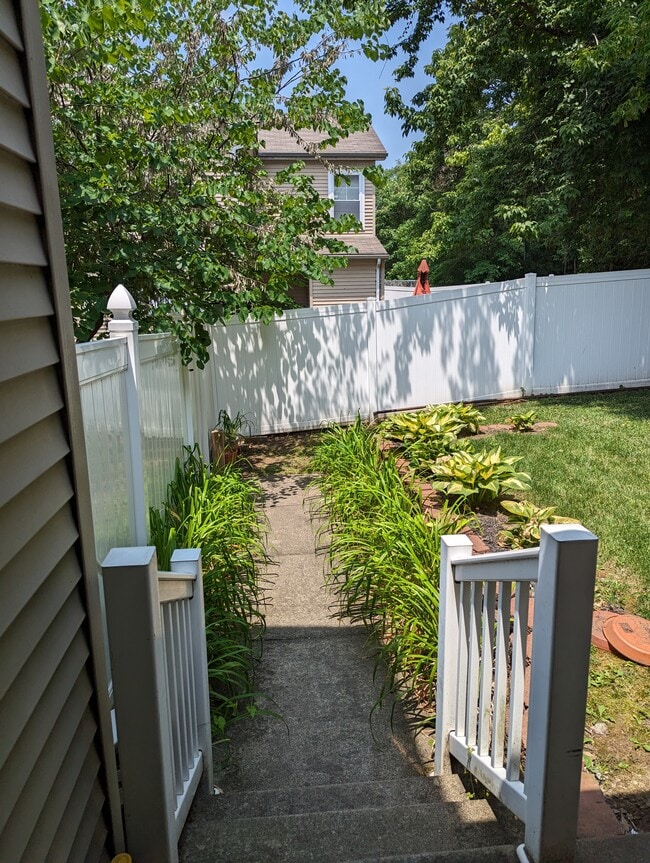 Backyard 1 - 631 N 44th St