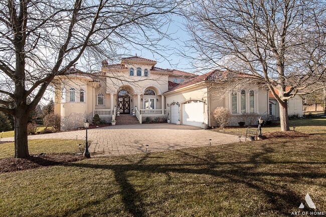 Building Photo - 14940 El Greco St