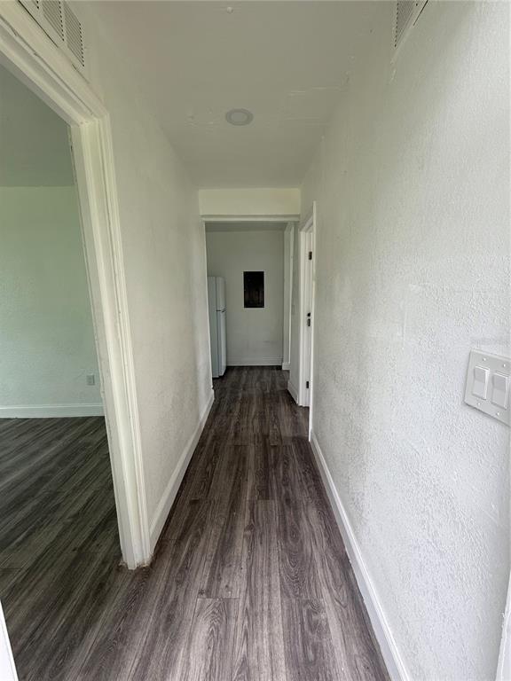 Building Photo - 2610 N 59th St
