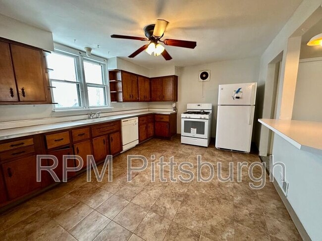 Building Photo - 119 Fitler St