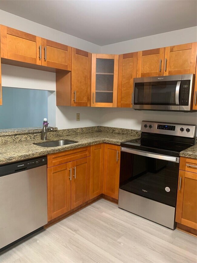 Foto del edificio - 1810 SW 81st Ave