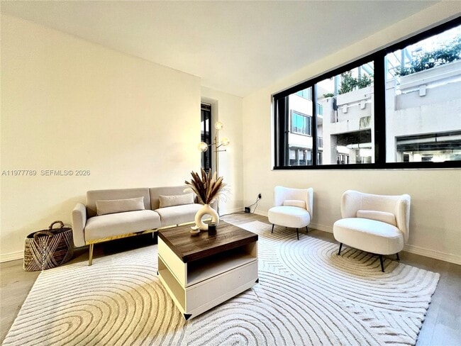 Foto del edificio - 540 Brickell Key Dr