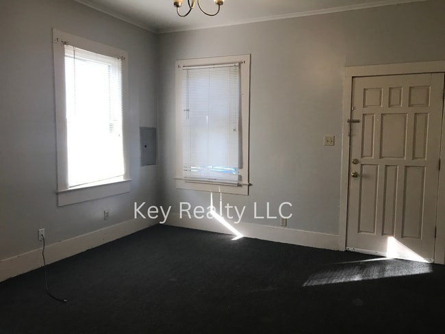 Building Photo - ****1018 South St., Alexandria