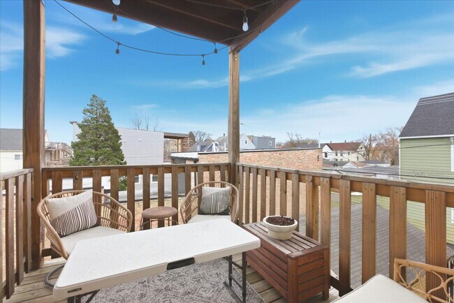 Foto del edificio - 1951 N Monticello Ave