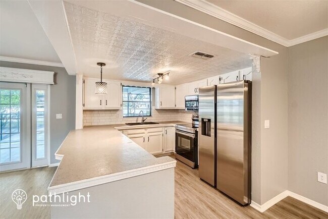 Foto del edificio - 7317 Berwick Way, Spring Hill, FL, 34613