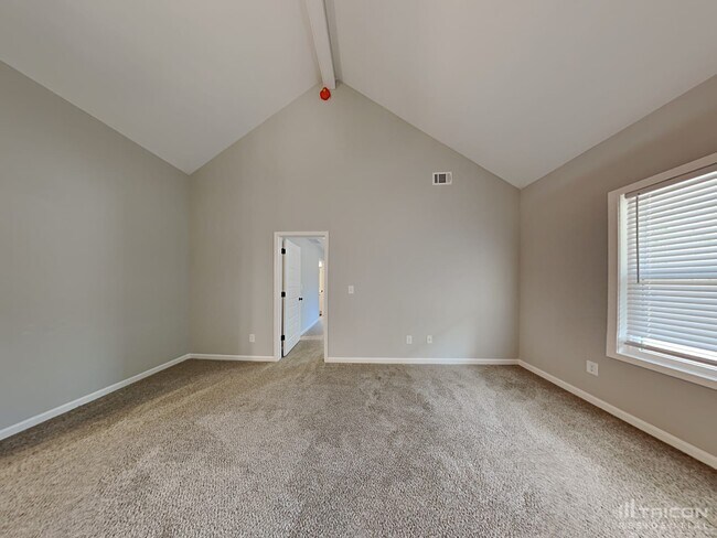 Building Photo - 192 Fairfax Dr