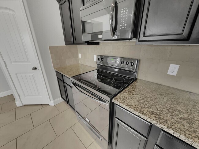 Foto del edificio - Fabulous 3/2/2 home Frenship - large yard