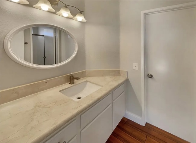 Foto del edificio - 662 Spinnaker Dr