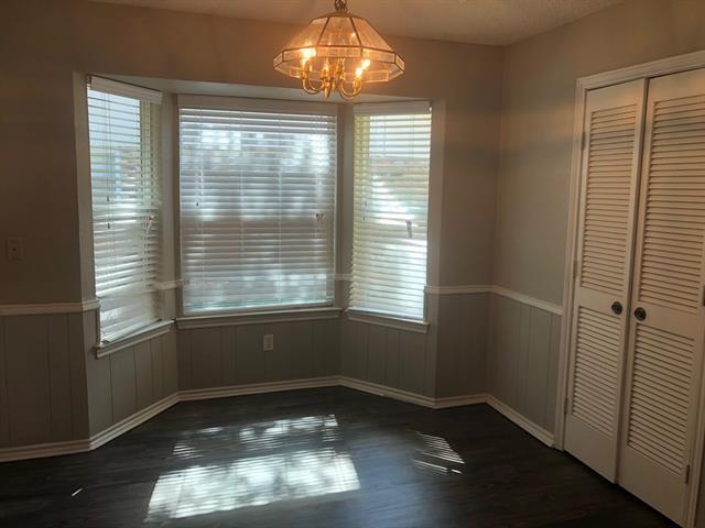 Foto del edificio - 3401 Carriage Ln