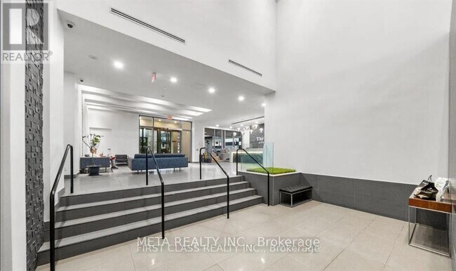 Building Photo - 20 Bruyeres Mews